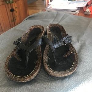 Women's Teva Black Leather Flip Flop